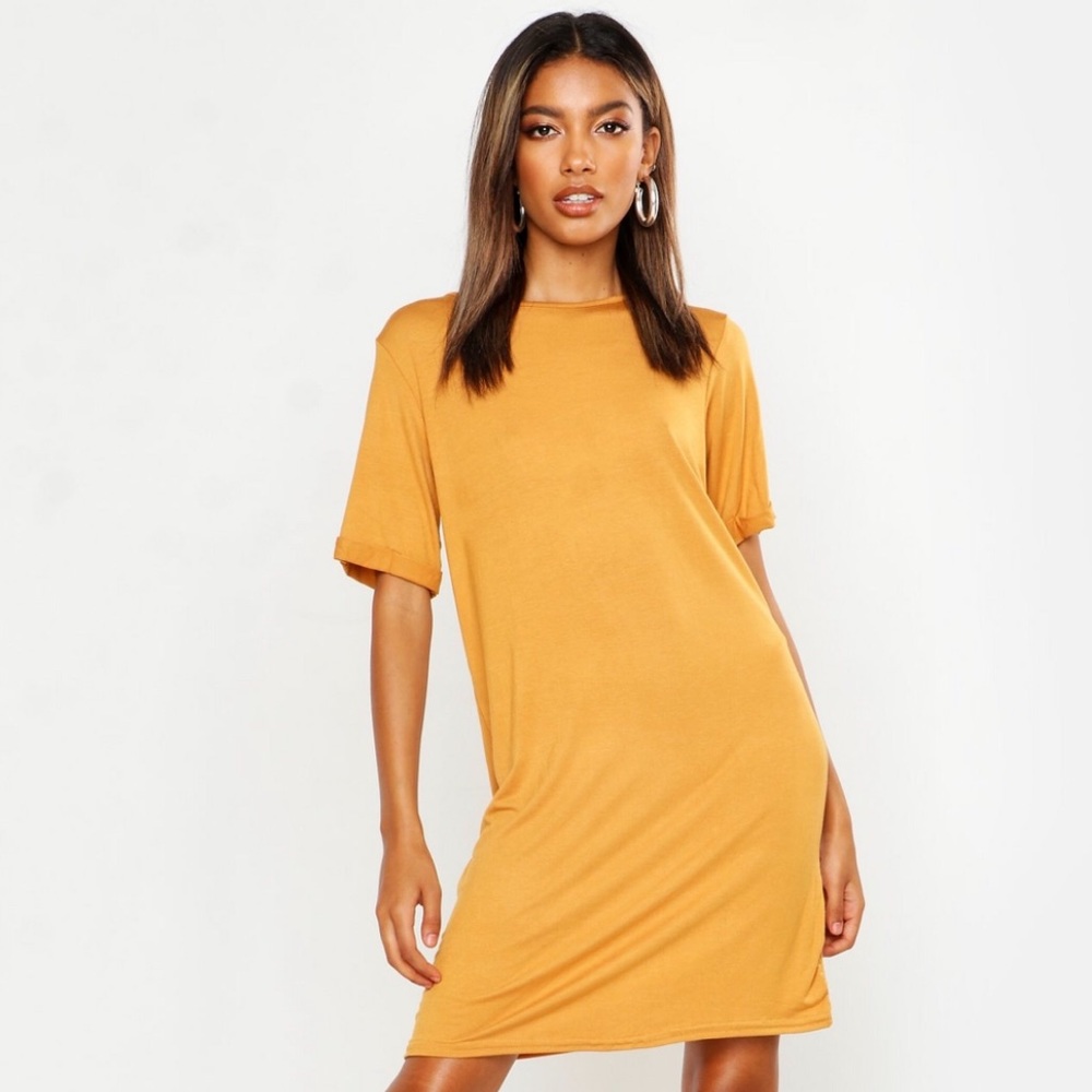 ⭐️Windsor Yellow T-Shirt Dress⭐️